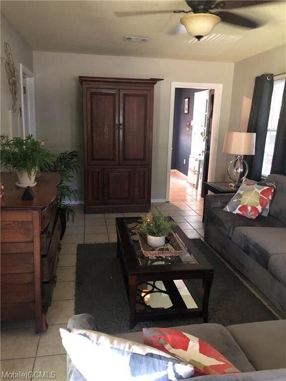 Building Photo - 55 Thompson Blvd