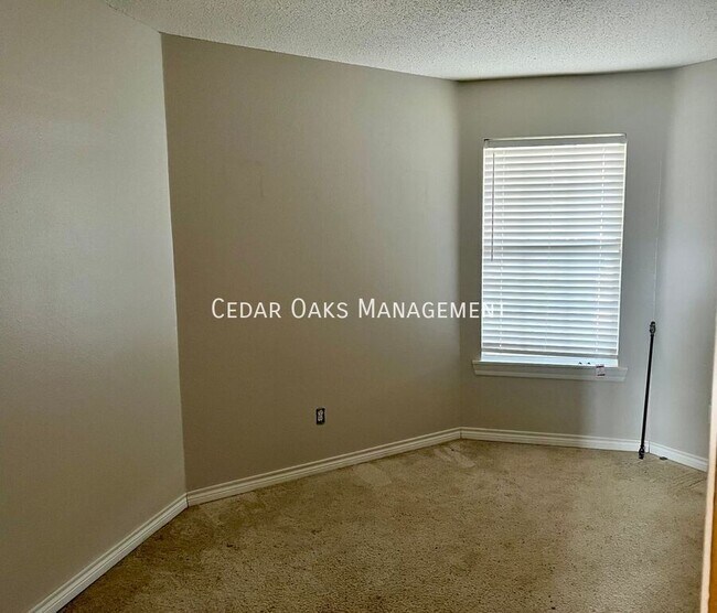 Foto del edificio - 503 Amy Ave