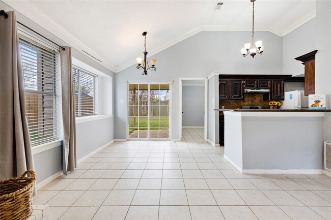 Foto del edificio - 11514 Gullwood Dr