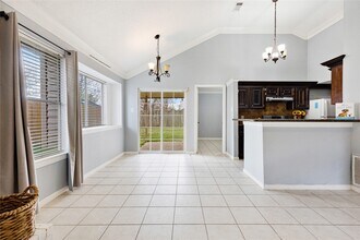 Building Photo - 11514 Gullwood Dr