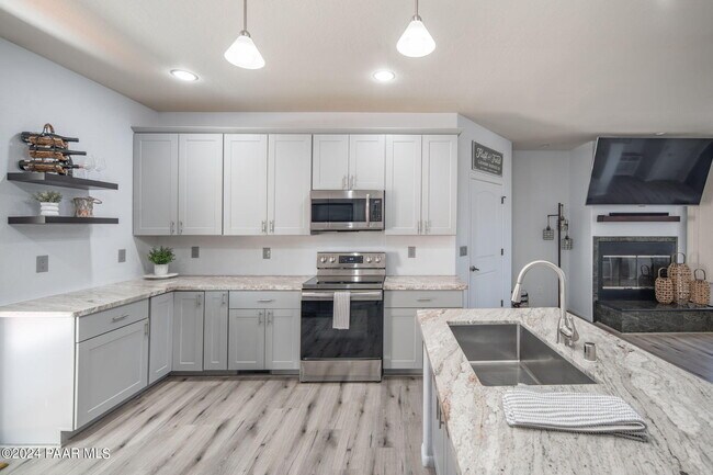 Building Photo - 11493 E Turquoise Cir