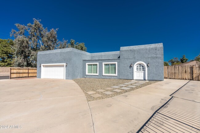 Building Photo - 943 Power Rd