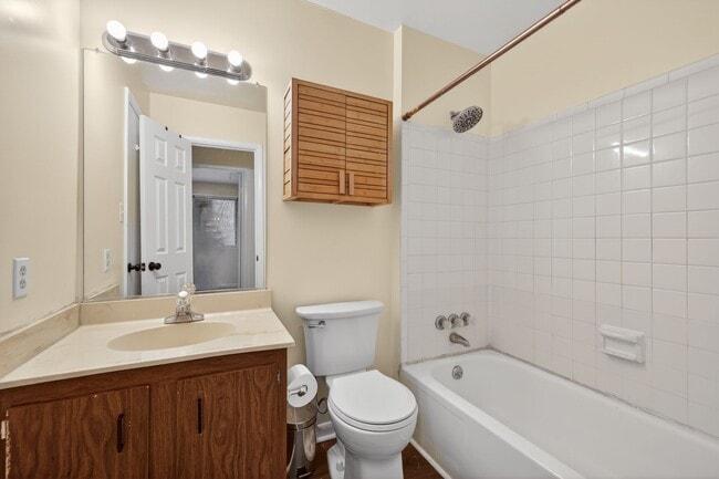 Building Photo - 13045 Thyme Ct