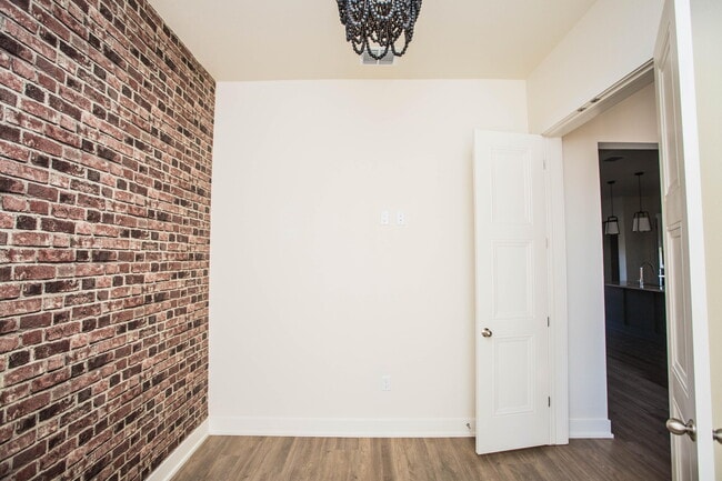 Building Photo - 12010 Troy Ave