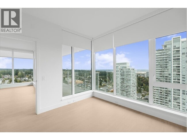 Building Photo - 699 Whiting Way