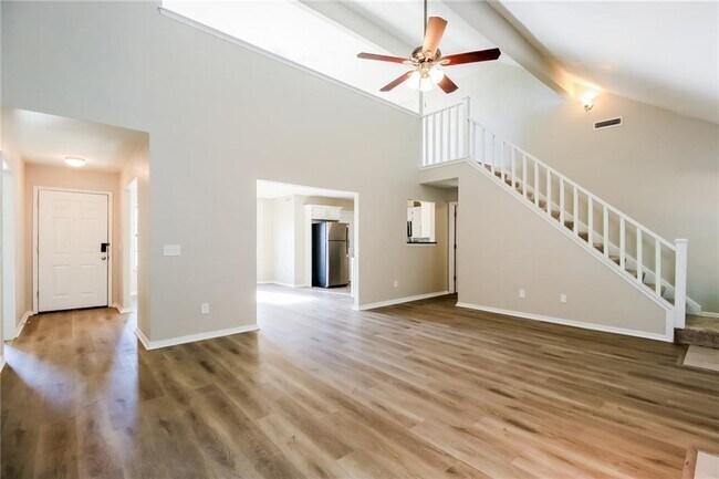 Building Photo - 4008 Beachcomber Dr