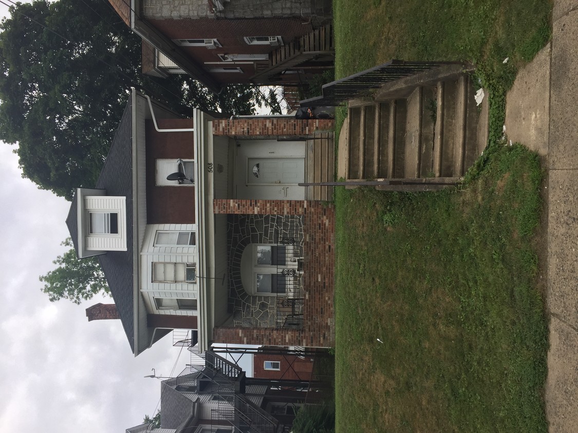 Primary Photo - 508 MacDade Blvd