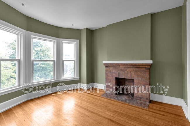 Foto del edificio - 718 Ashland Ave
