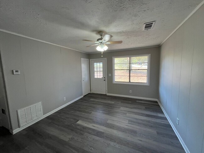 Foto del edificio - Welcome Home – Comfort Meets Convenience. Call to ask about the Move-in Special!!!