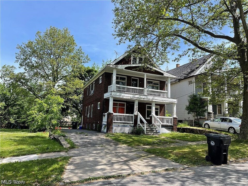 Building Photo - 10509 Parkview Ave