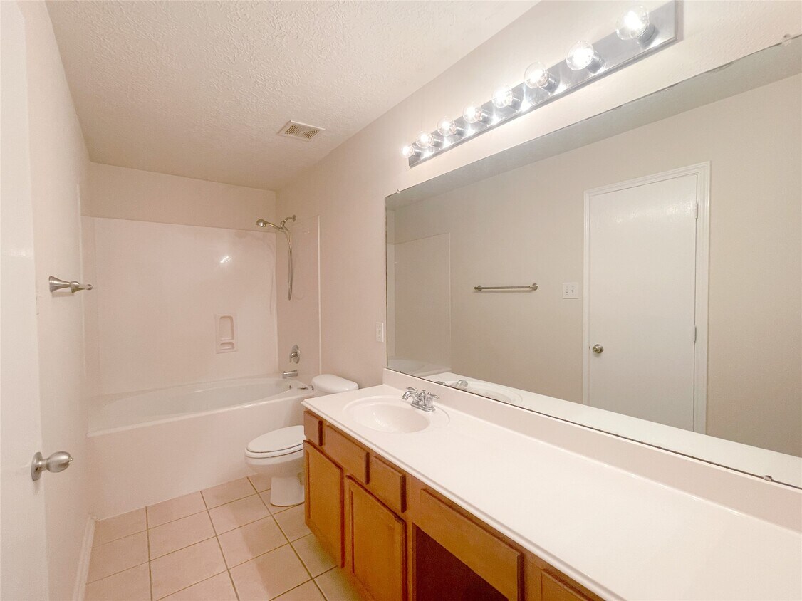 Foto del edificio - 20823 Dewberry Creek Ln