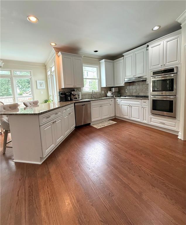 Foto del edificio - 330 Winding Rose Ln