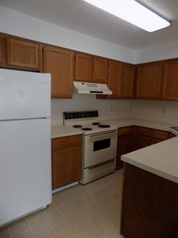 Building Photo - 55 Bay Drive Apt 3101