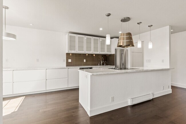 Foto del edificio - Modern Sanctuary with High-End Upgrades