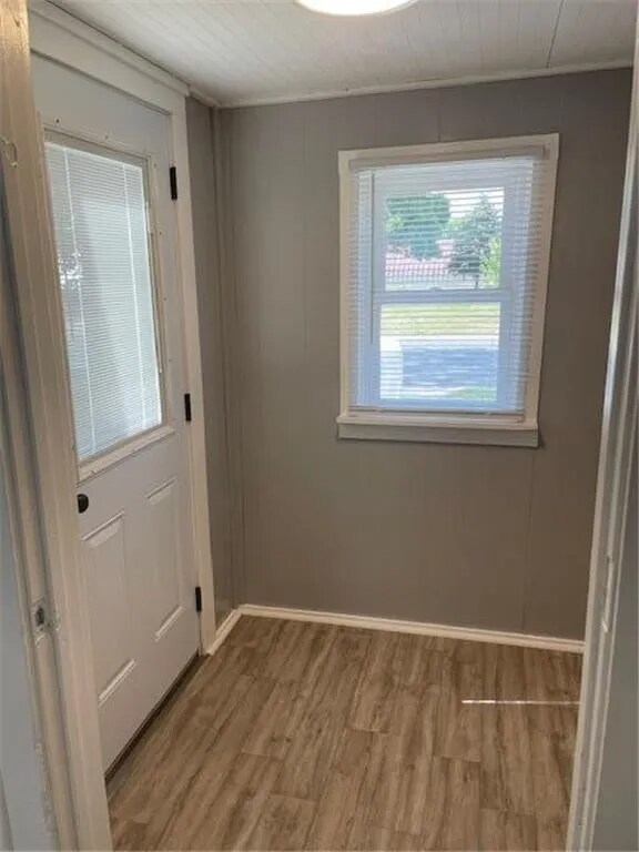 Foto del edificio - 546 4th Ave SE