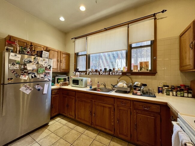 Foto del edificio - 264 Shawmut Ave