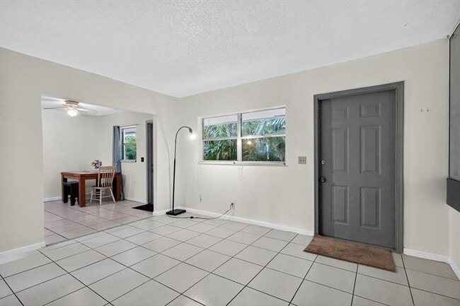 Foto del edificio - 274 SW 9th St