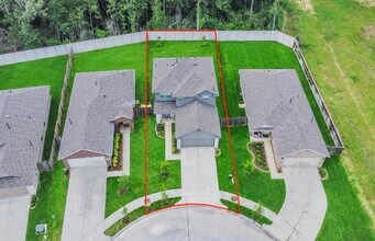 Building Photo - 18606 Rosehill Pr Dr