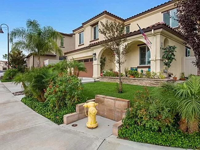 Foto del edificio - Beautiful, Partially Furnished Oceanside Home.