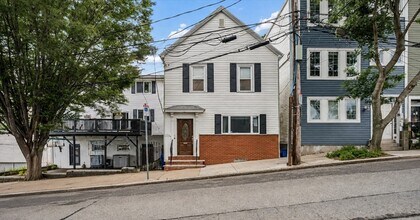 Building Photo - 153 G St