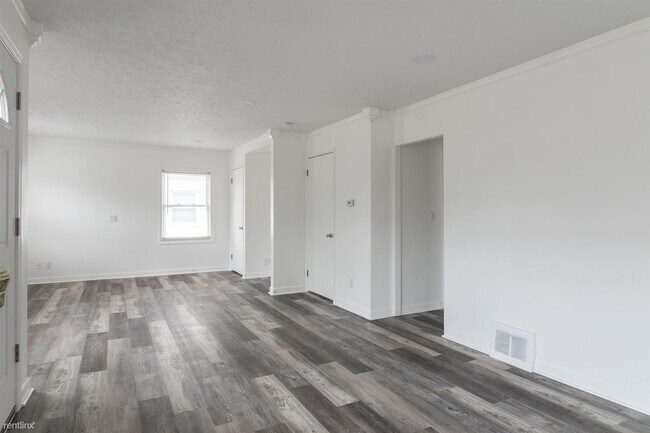 Foto del edificio - 3 br, 2 bath House - 513 Henry Street