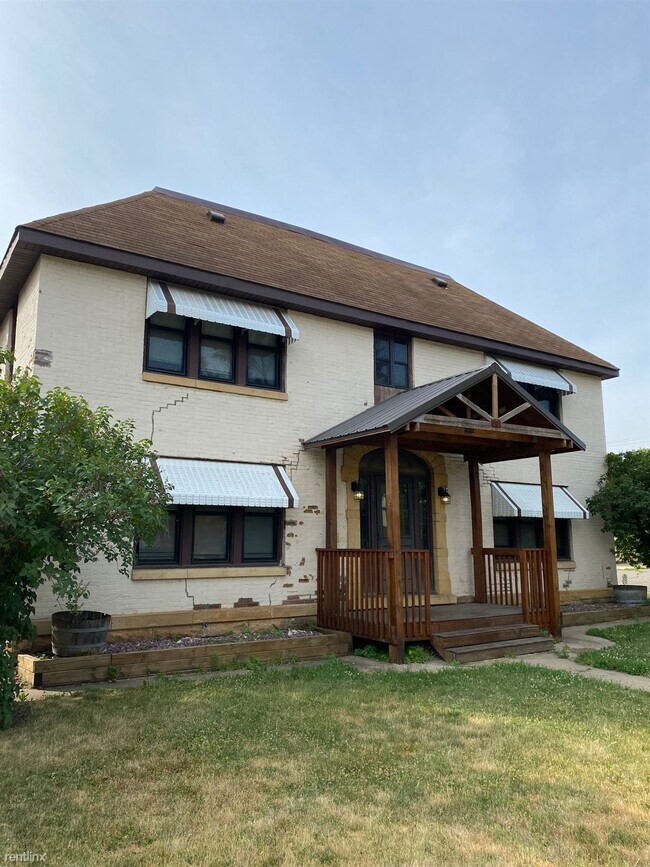 Foto del edificio - 2 br, 1 bath 4plex - Second Street Apartments