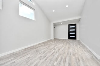 Building Photo - 6201 Batterson St