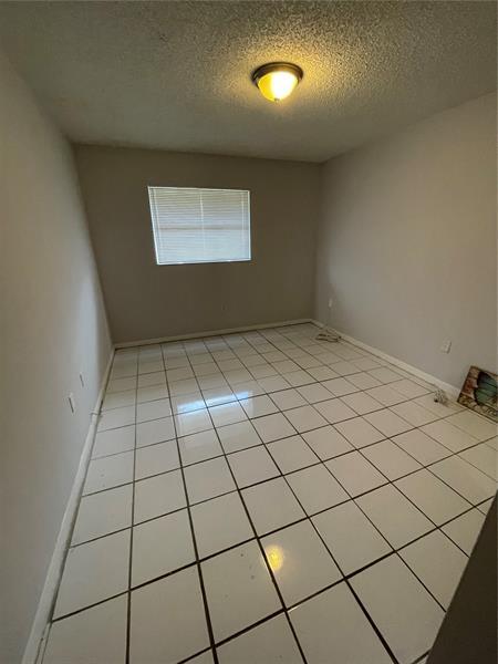 Building Photo - 11604 NW 29th Ct