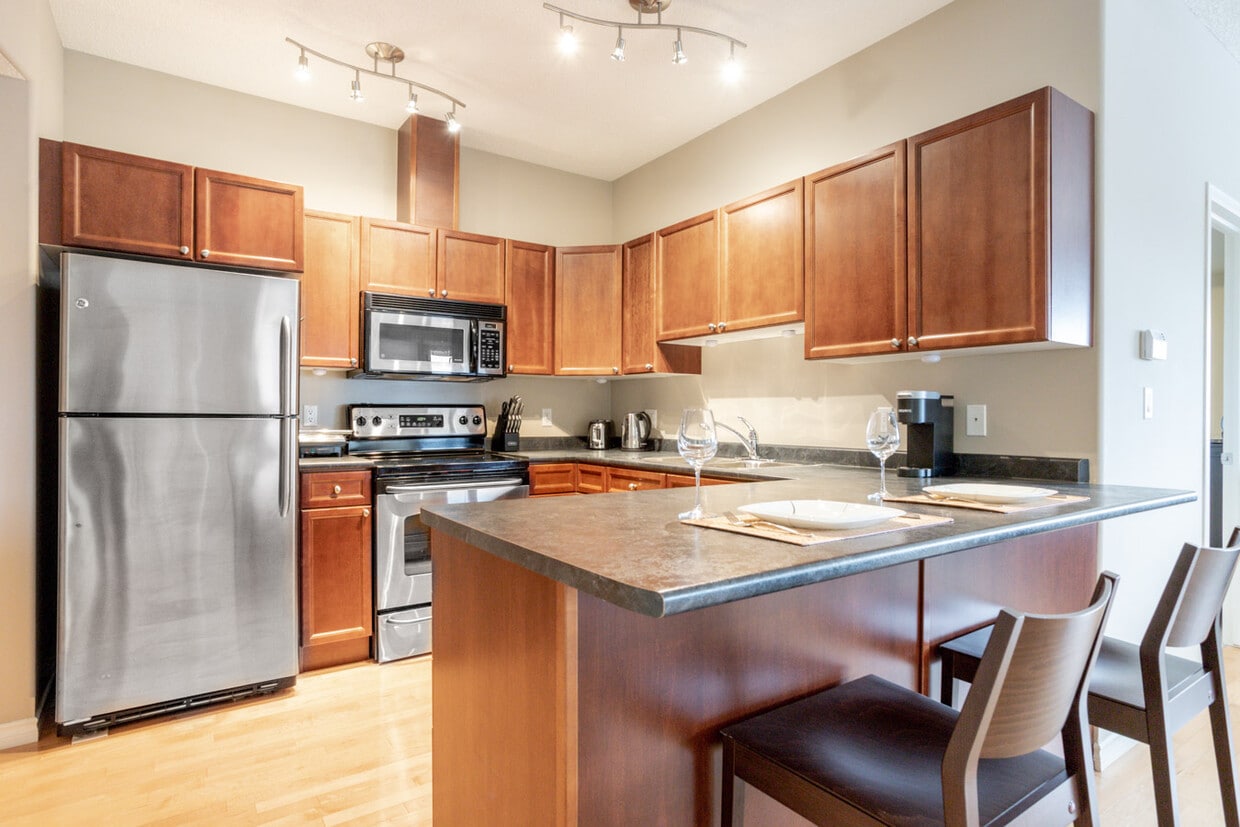 Primary Photo - 10319-10111 111 St NW