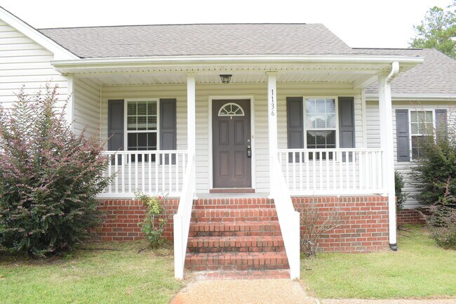 Foto del edificio - 1136 Town Creek Rd NE