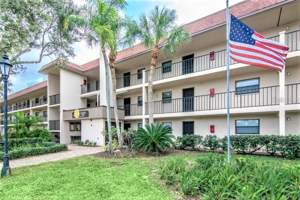 Primary Photo - 104 Capri Isles Blvd