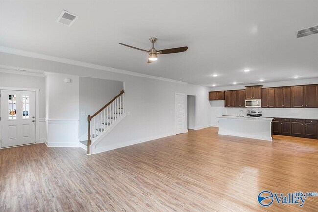 Foto del edificio - 3216 Southfield Ln SW