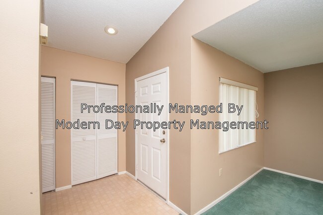 Building Photo - 9442 Nakoma Way