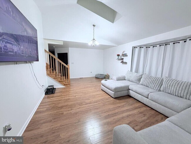 Foto del edificio - 13908 Greenfield Ave