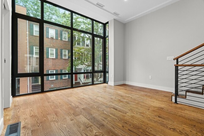 Foto del edificio - 1-17 Edgerly Pl
