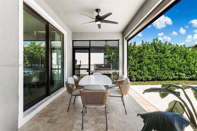 Foto del edificio - 4642 Pinehurst Trl W