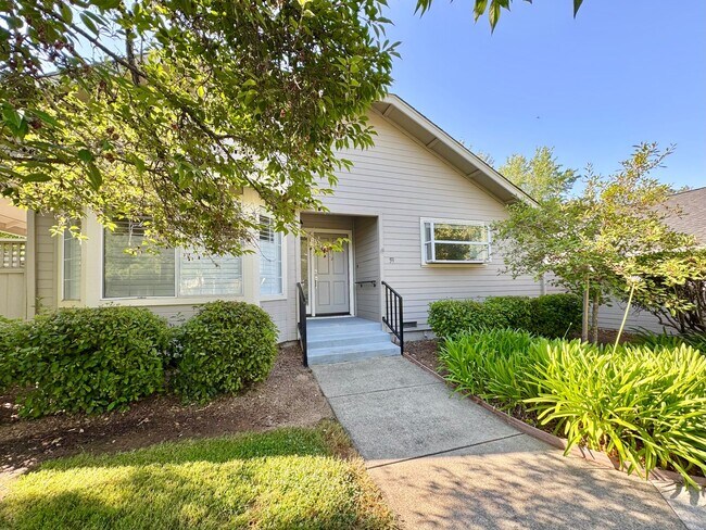 Building Photo - Napa, Gated Community Single Story 2 Bedro...