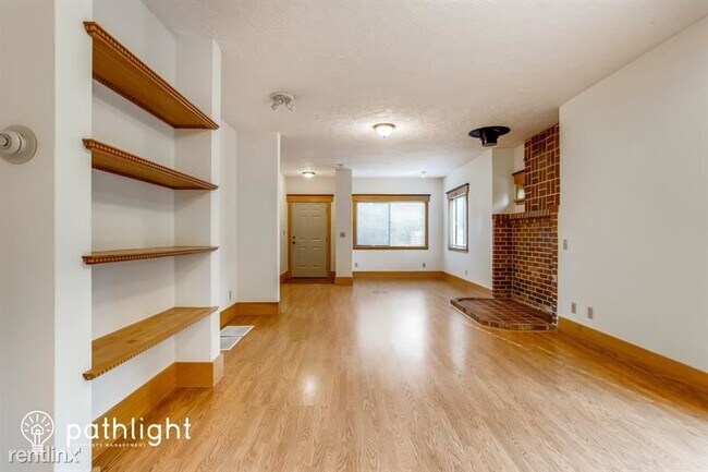 Building Photo - 4 br, 2 bath House - 8100 SW 71st Ave
