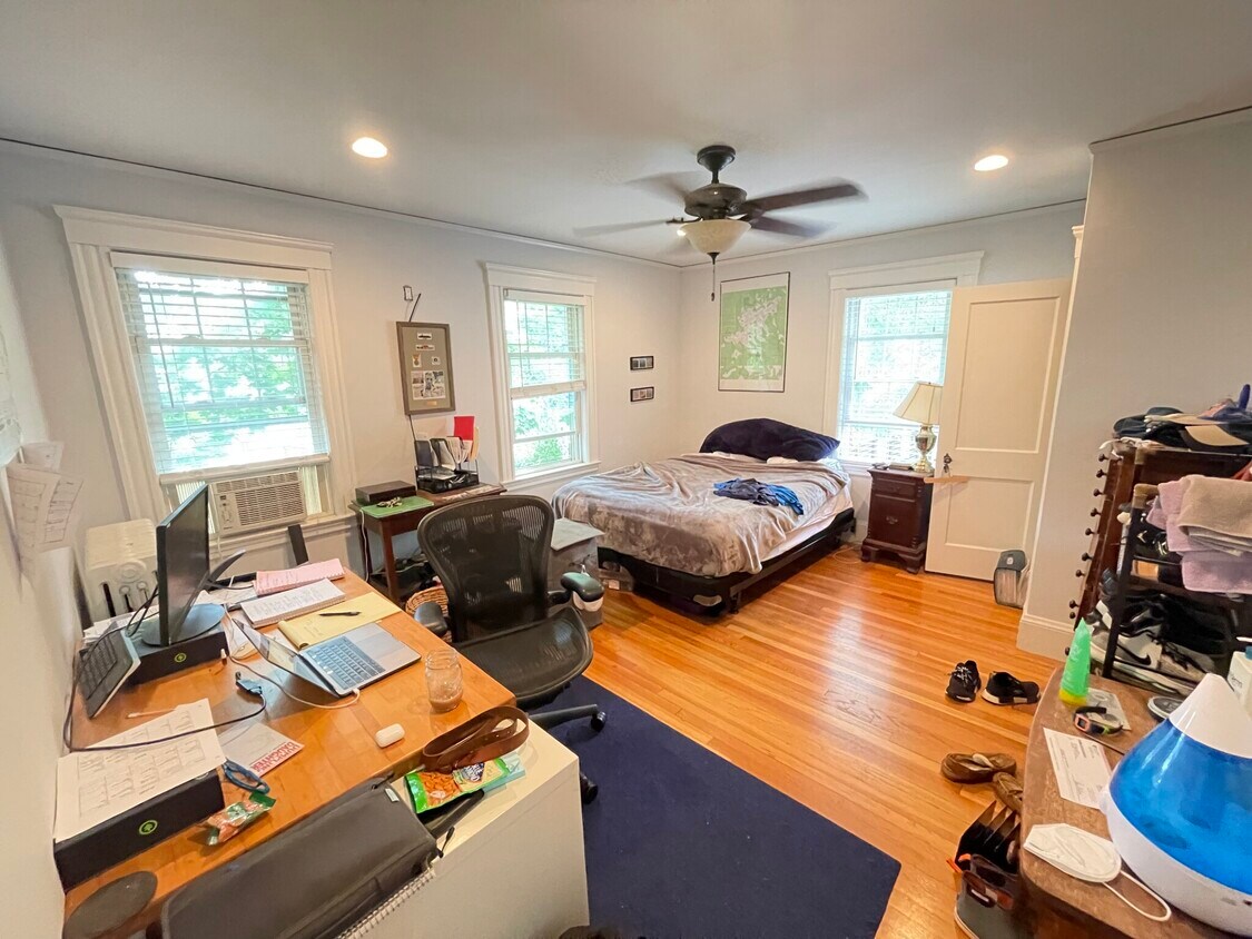 2138 Commonwealth Ave Unit 2, Newton, MA 02466 Condo for Rent in