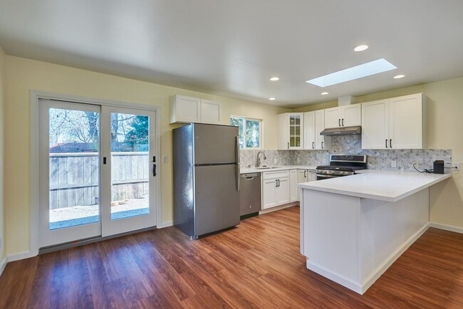 Foto del edificio - Newer Construction 2 Bedroom 2 Bath Home 2...