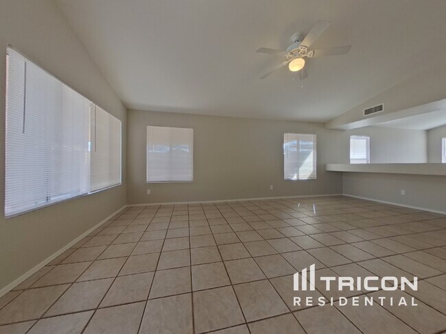Building Photo - 8524 W Denton Ln