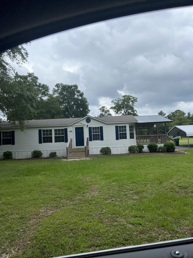 Primary Photo - 42 Aaron Strickland Rd