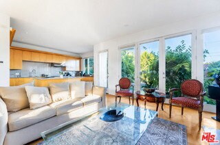 Foto del edificio - 12318 Dorothy St