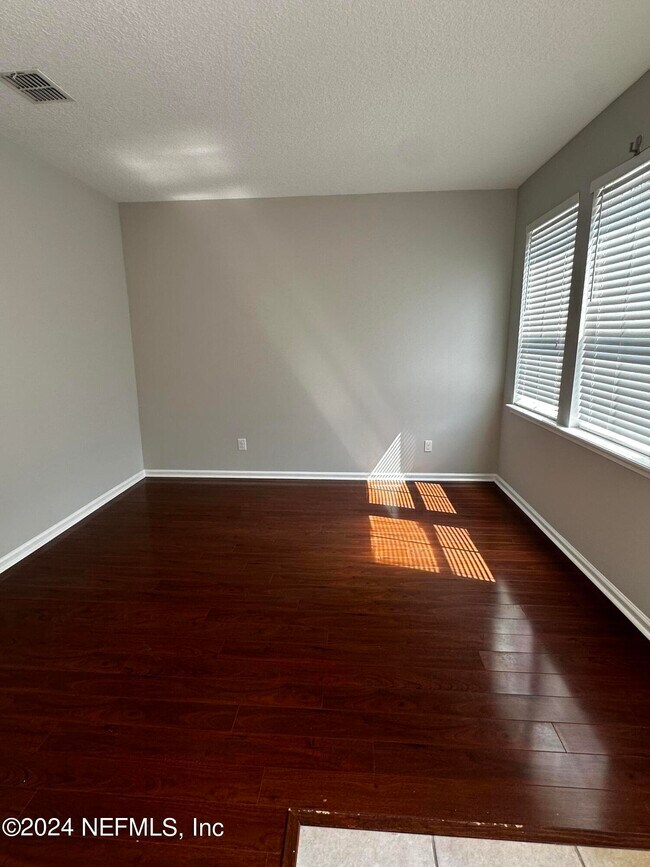 Foto del edificio - 12212 Angleterre Dr