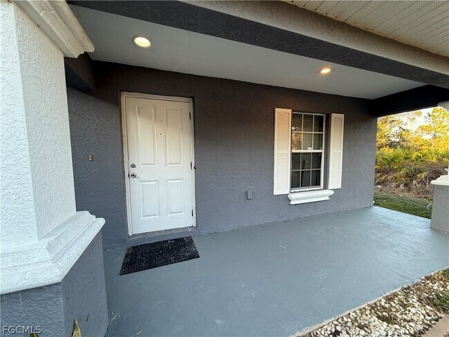 Building Photo - 3114 51st St W