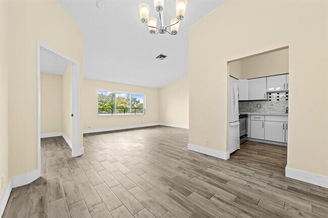 Building Photo - 2983 NW 92nd Ave
