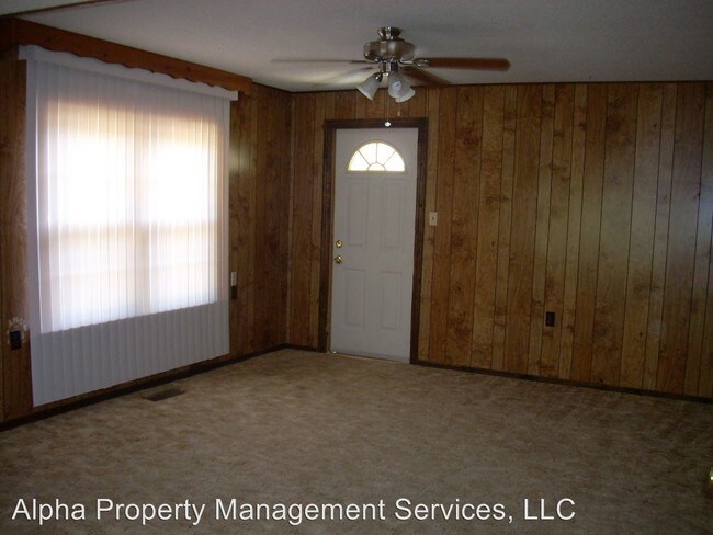 Building Photo - 500 N Warren St