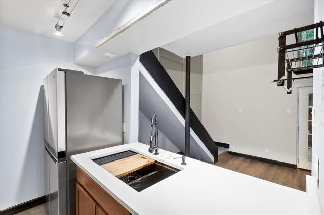 Foto del edificio - 3103 Wycliff Ave