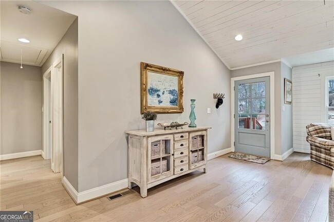 Building Photo - 5235 Lanier Ln