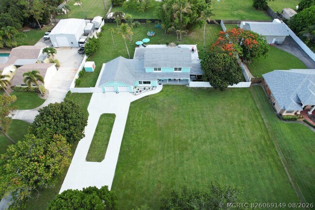Building Photo - 5078 Canal Dr